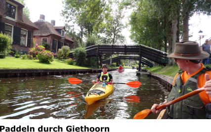 Paddeln durch Giethoorn